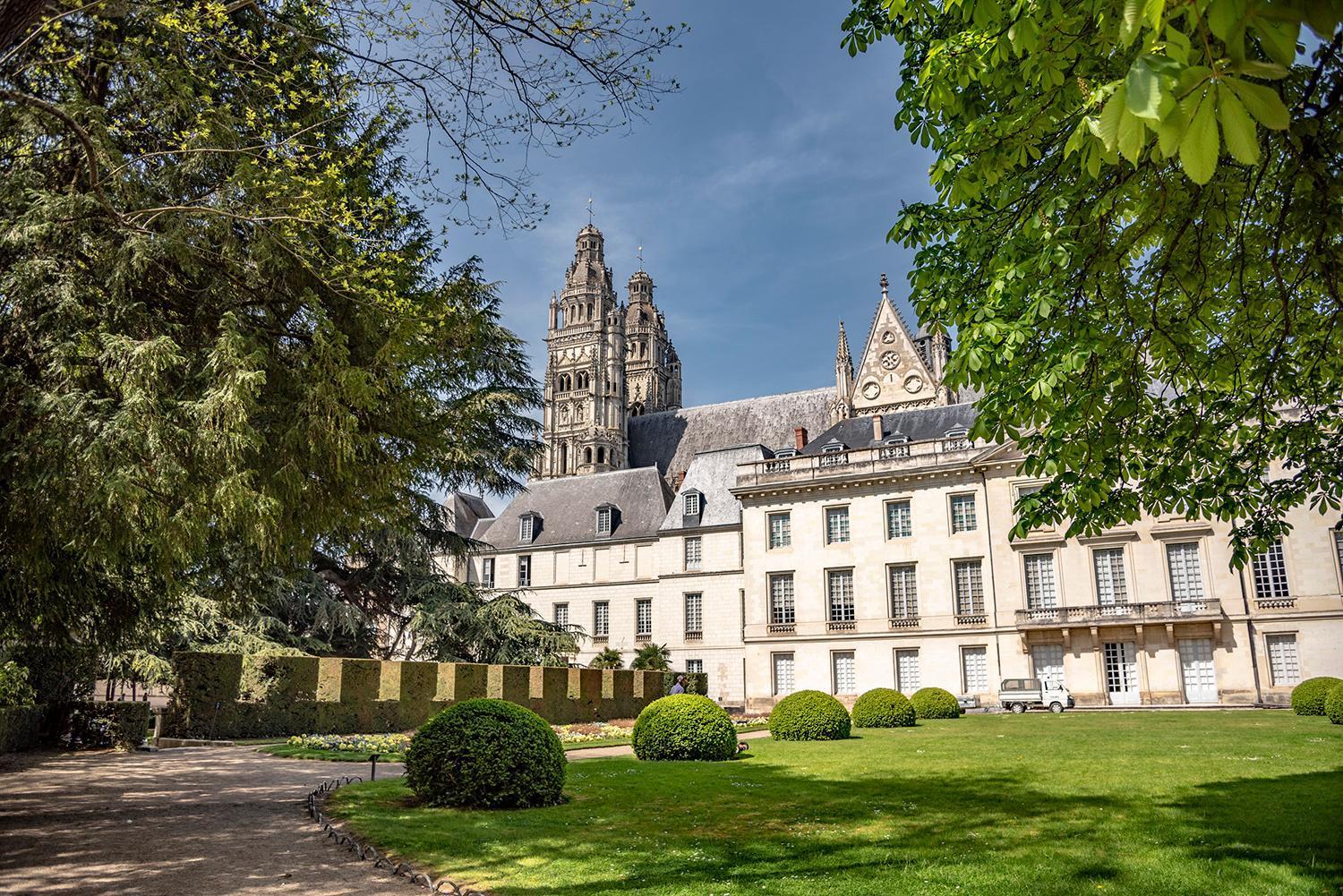 L'Historique / Basilique St Martin Lejlighed Tours Eksteriør billede