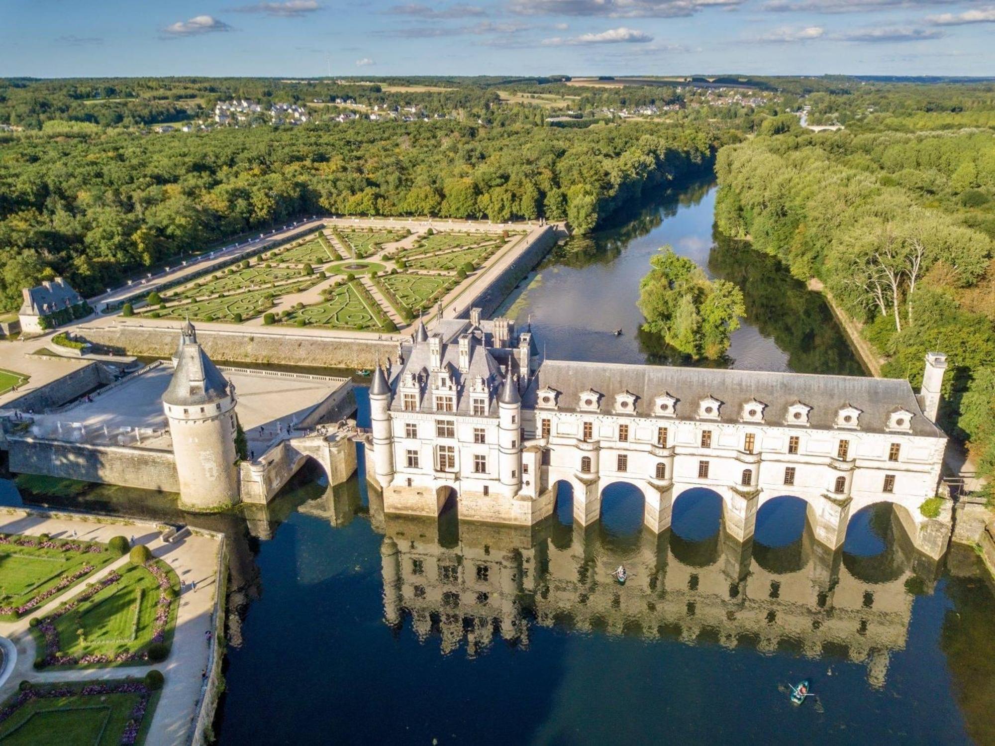 L'Historique / Basilique St Martin Lejlighed Tours Eksteriør billede
